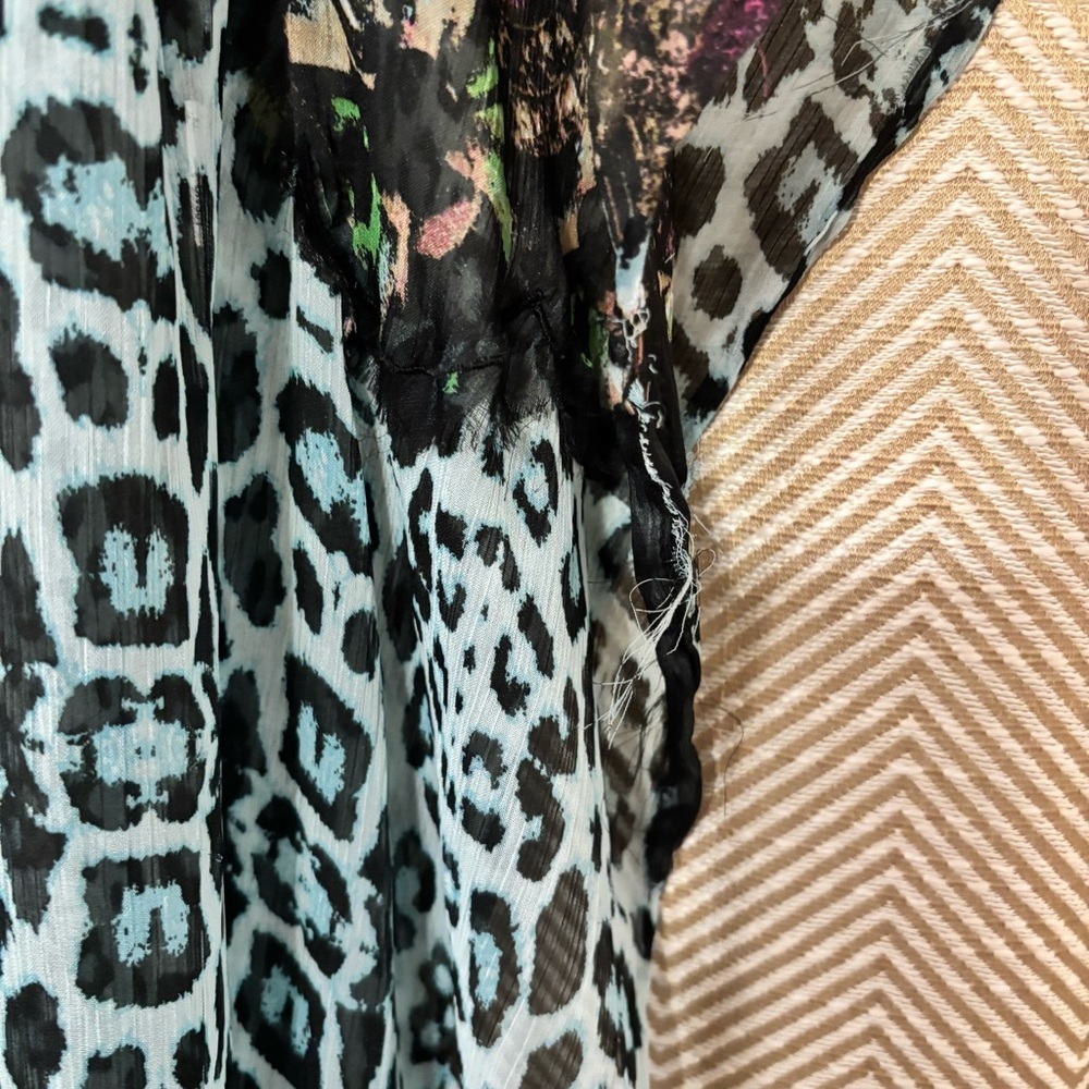River Island Sheer Beach Coverup Robe, Kaftan, Size Med, Blue Leopard Print - Picture 7 of 7